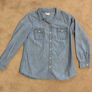 Light blue/chambray denim shirt